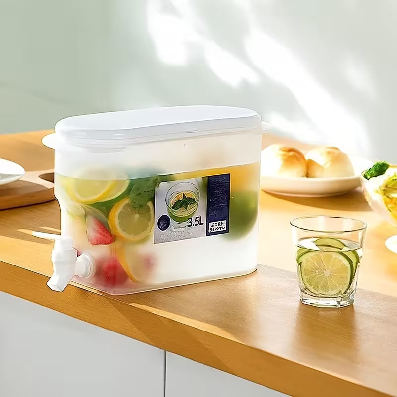 Plastic Beverage Dispenser with Spigot